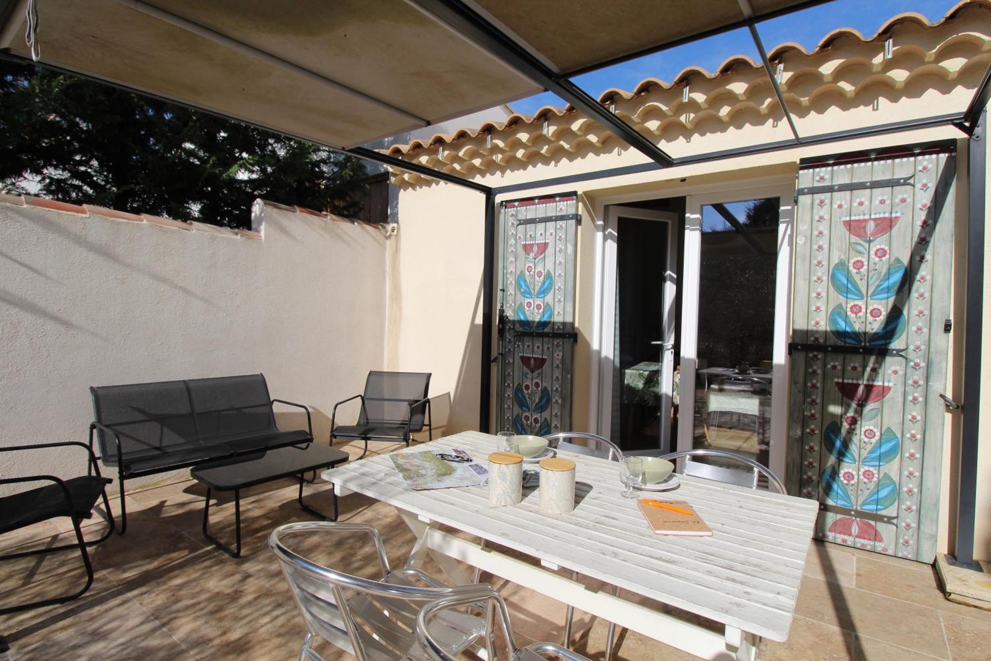 Les Bastidons De L'Isle - Le Saumane - 3 Etoiles Apartment Exterior photo